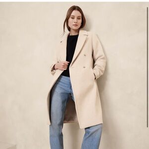 Banana Republic Cream Trench Coat